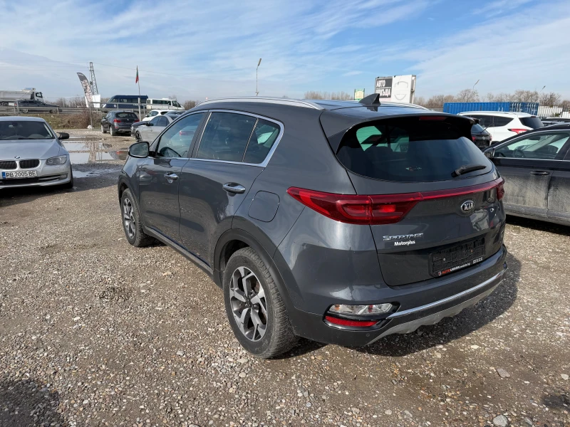 Kia Sportage 1.6 CRDI, снимка 7 - Автомобили и джипове - 53380016