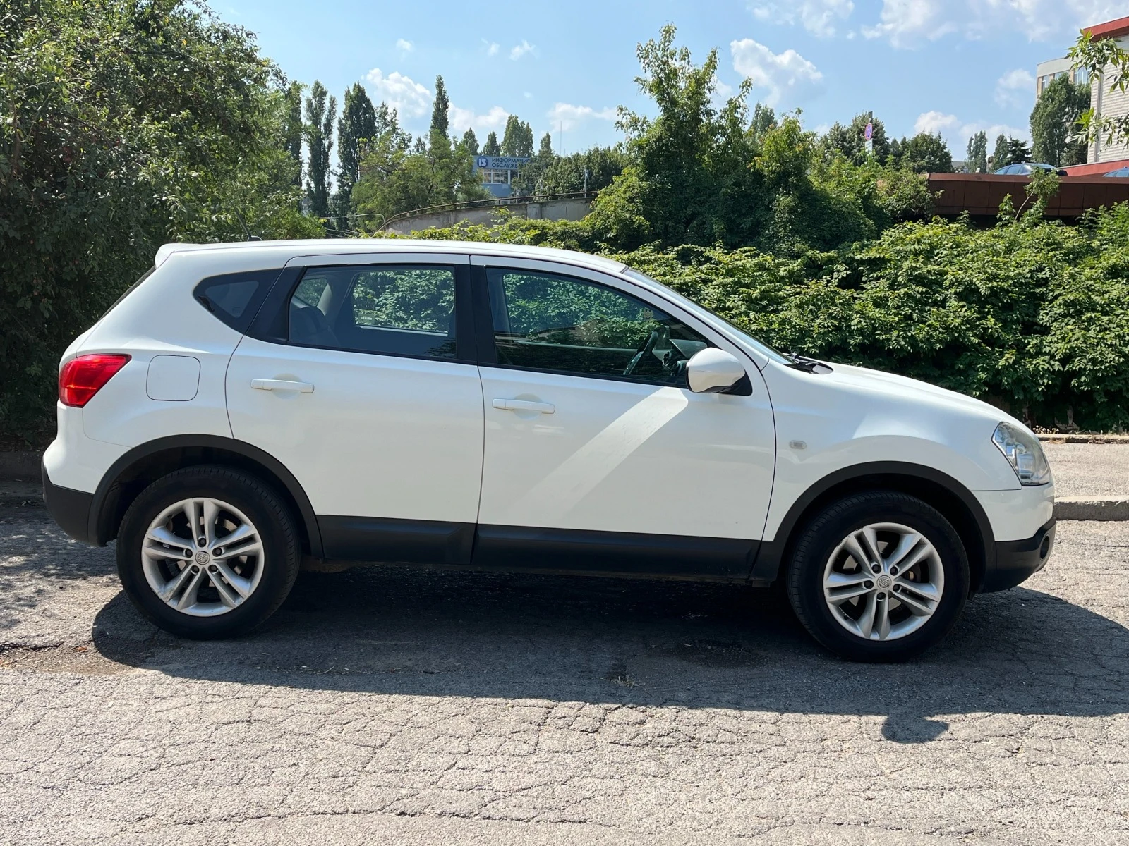 Nissan Qashqai 2.0 БЕНЗИН , 141к.с - изображение 3