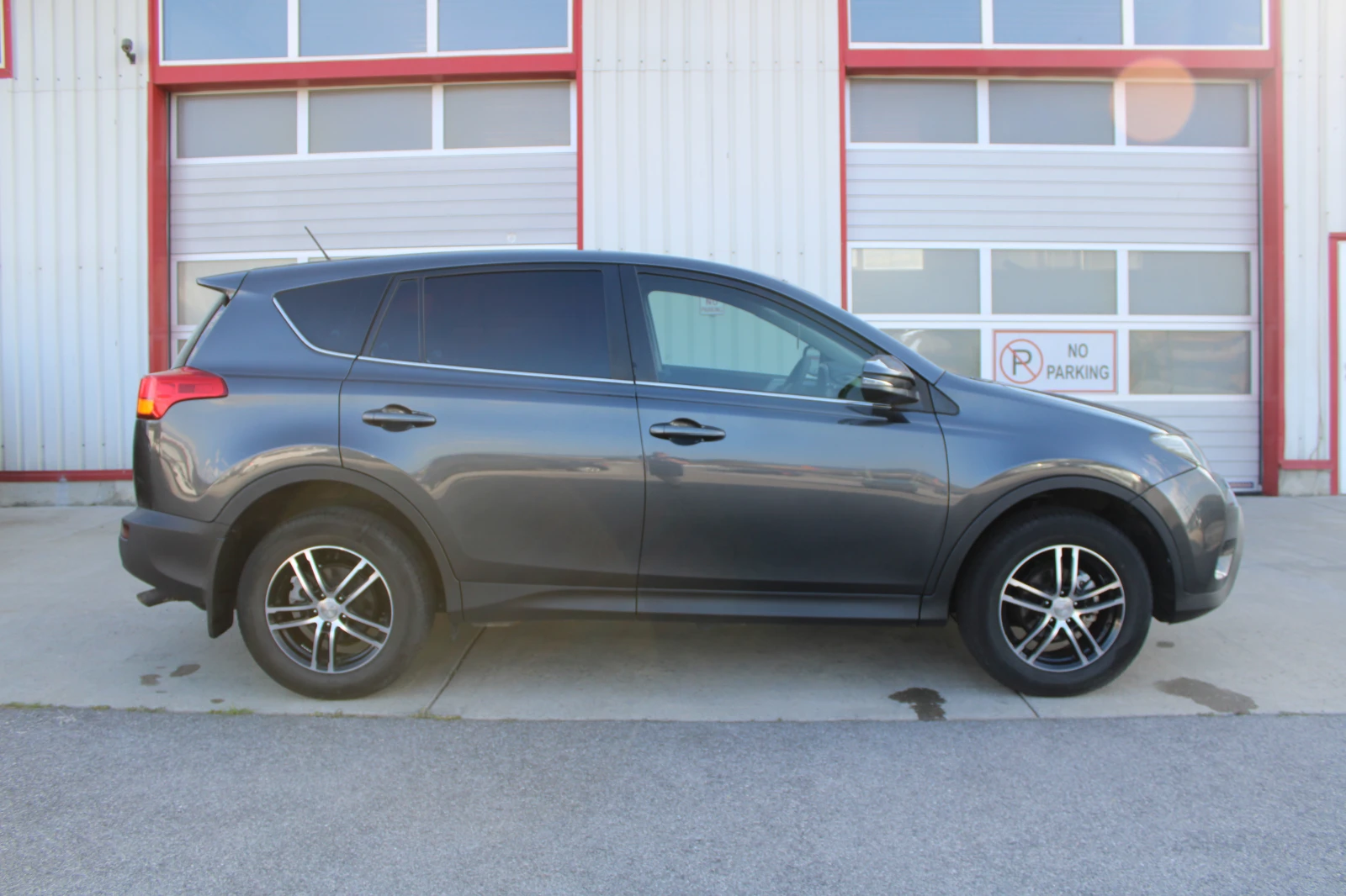 Toyota Rav4 2.5i LE AWD - изображение 4