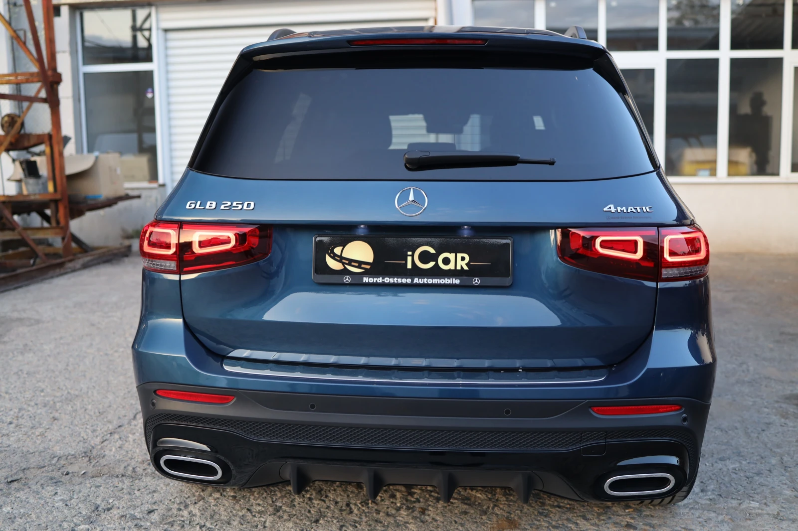 Mercedes-Benz GLB 250 AMG 4Matic Multibeam KeyGO 360 HuD Assist SzH , снимка 4 - Автомобили и джипове - 53734427