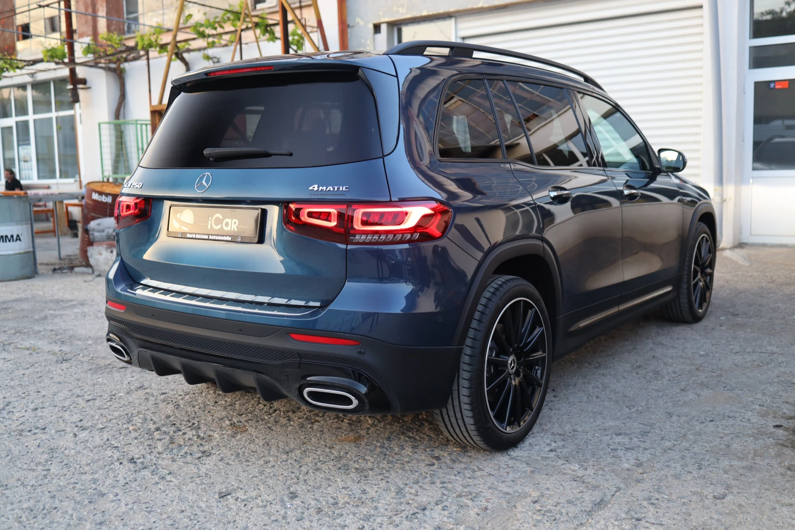 Mercedes-Benz GLB 250 AMG 4Matic Multibeam KeyGO 360 HuD Assist SzH , снимка 3 - Автомобили и джипове - 53734427