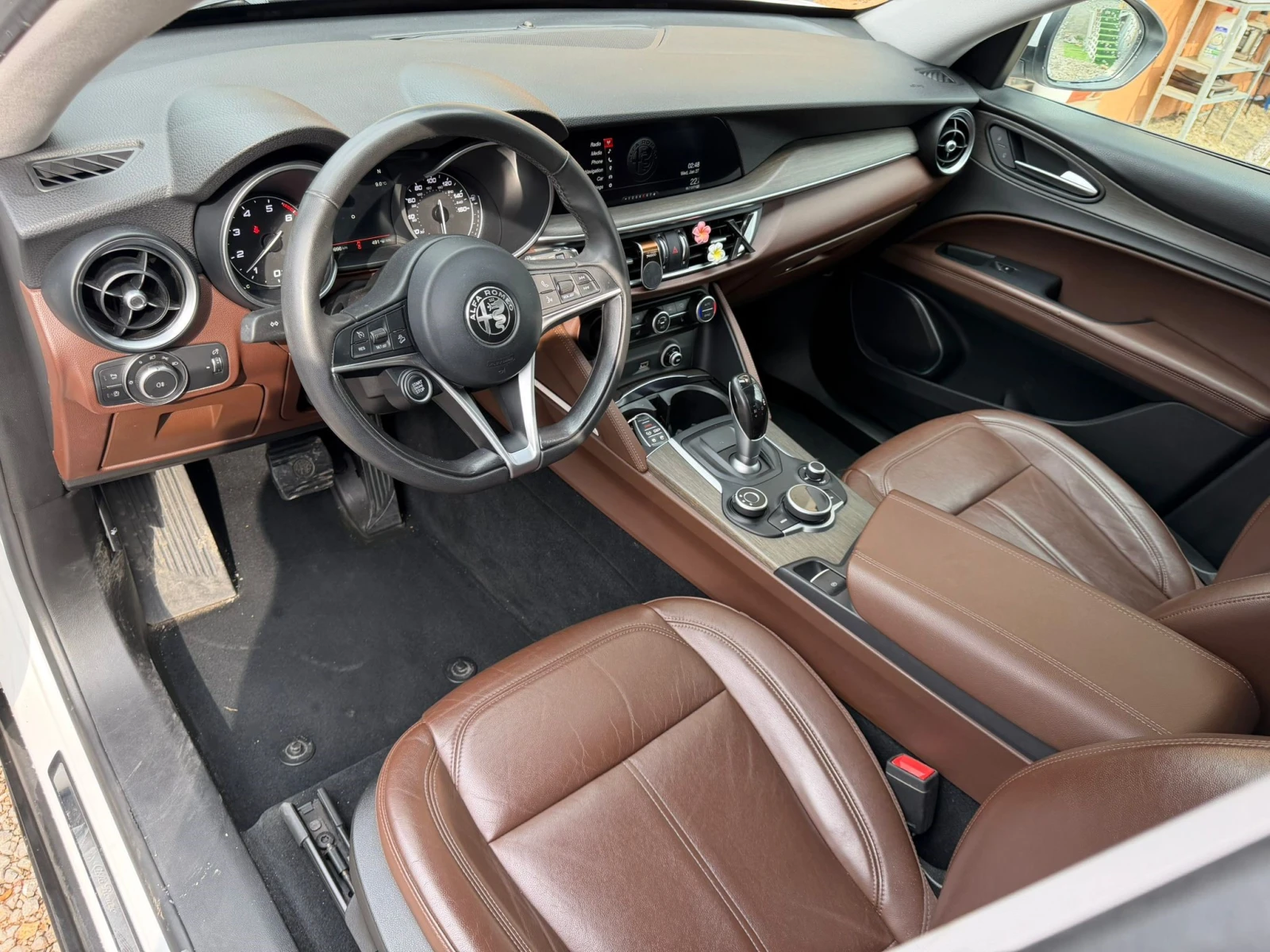 Alfa Romeo Stelvio Q4 2.0T, снимка 10 - Автомобили и джипове - 53967776