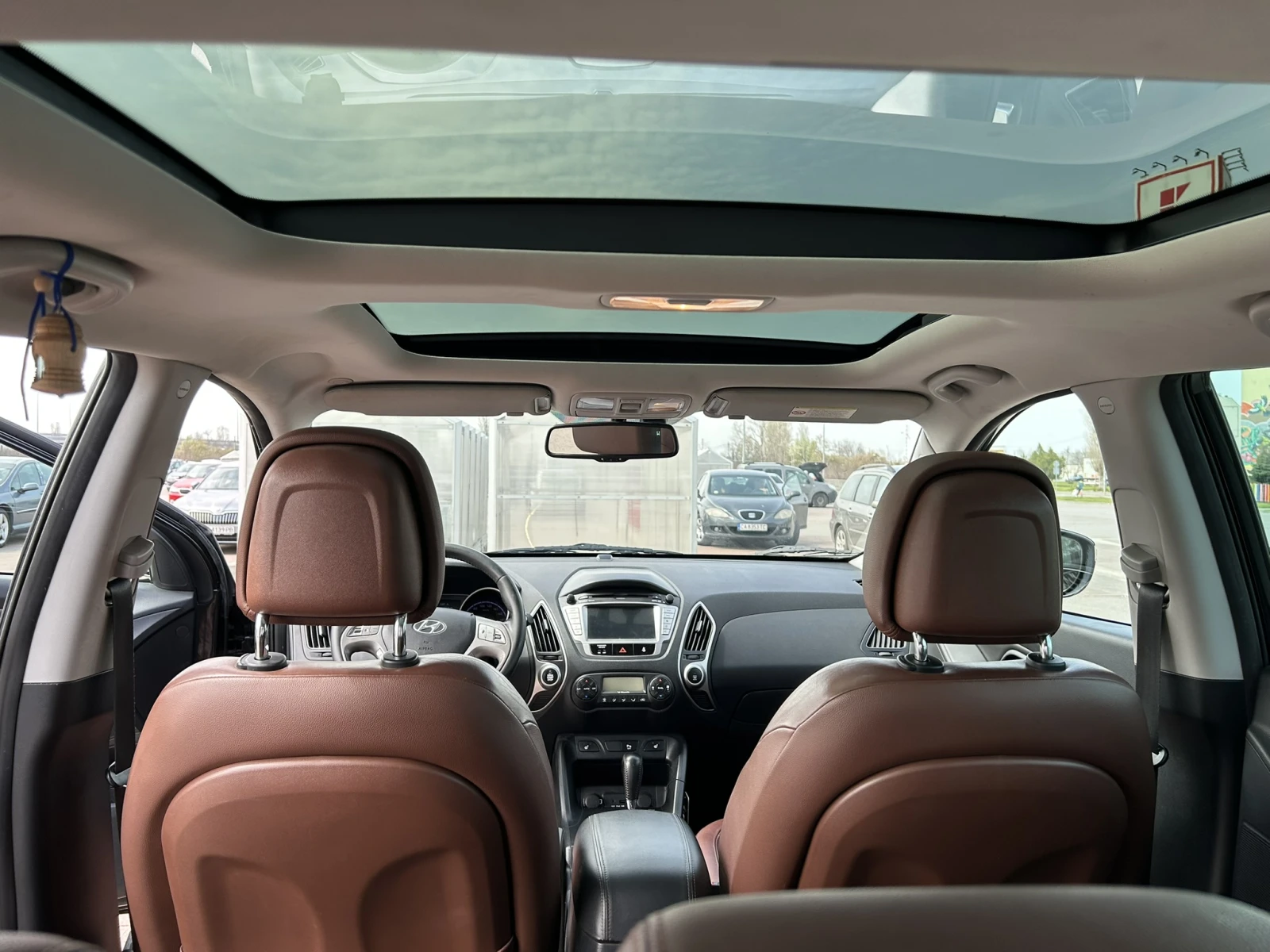 Hyundai IX35, снимка 11 - Автомобили и джипове - 54195202