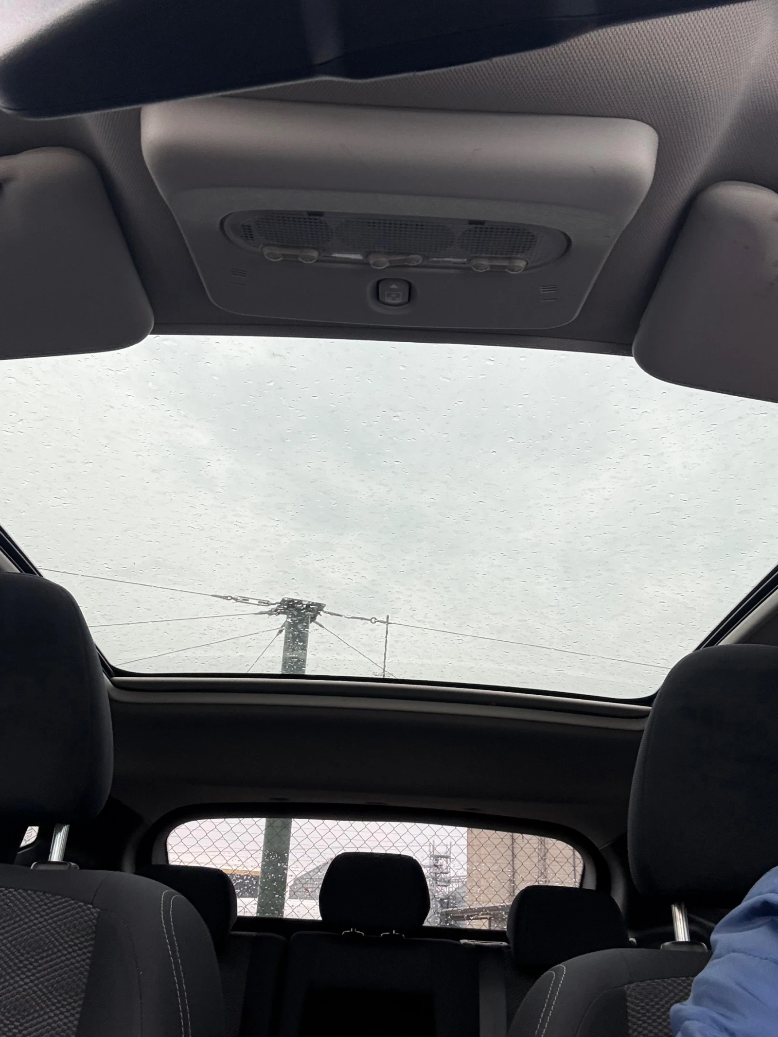 Nissan Qashqai 1.5 DCI, снимка 8 - Автомобили и джипове - 54269201