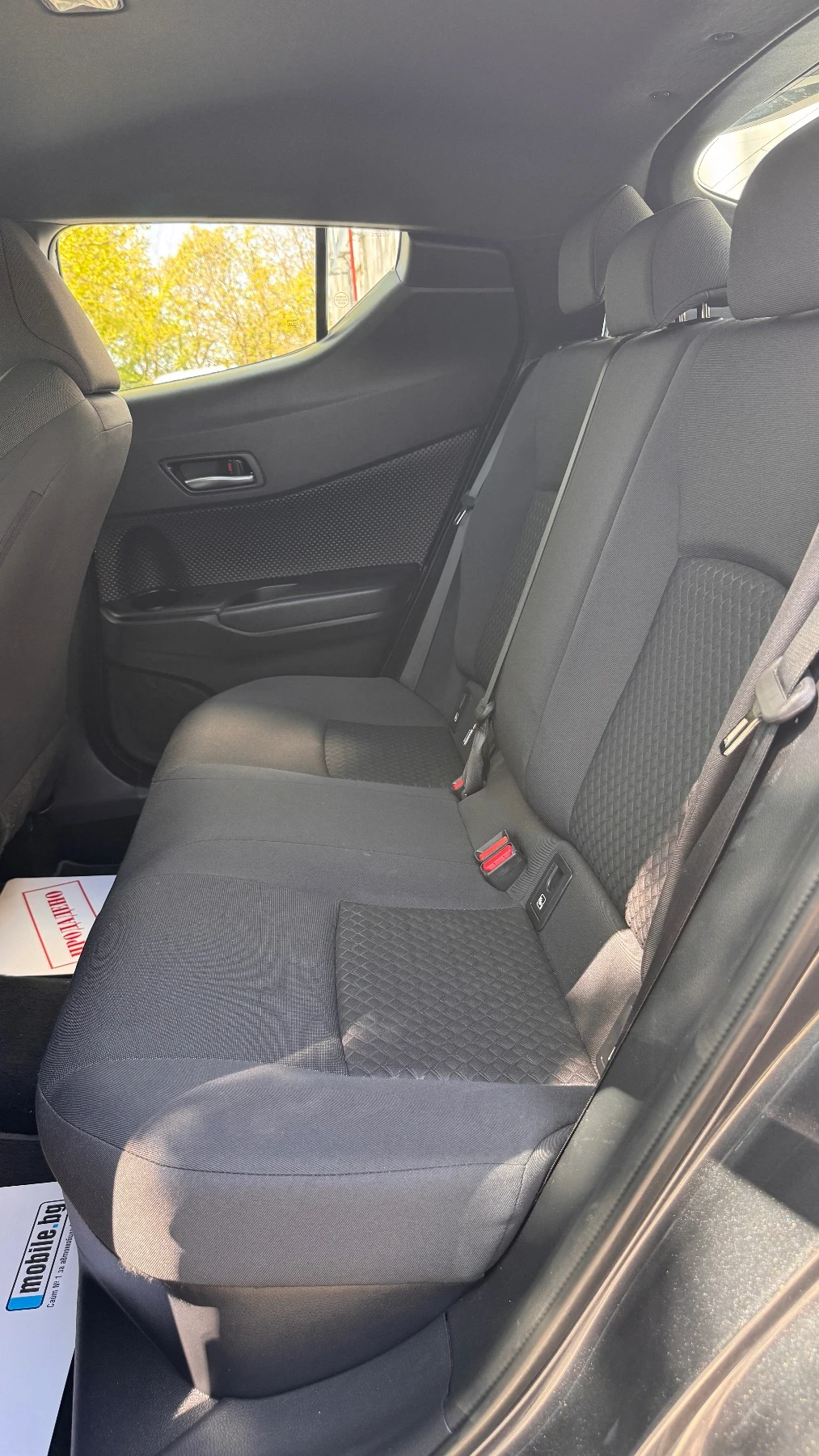 Toyota C-HR 1.8 Hybrid, снимка 11 - Автомобили и джипове - 54444935