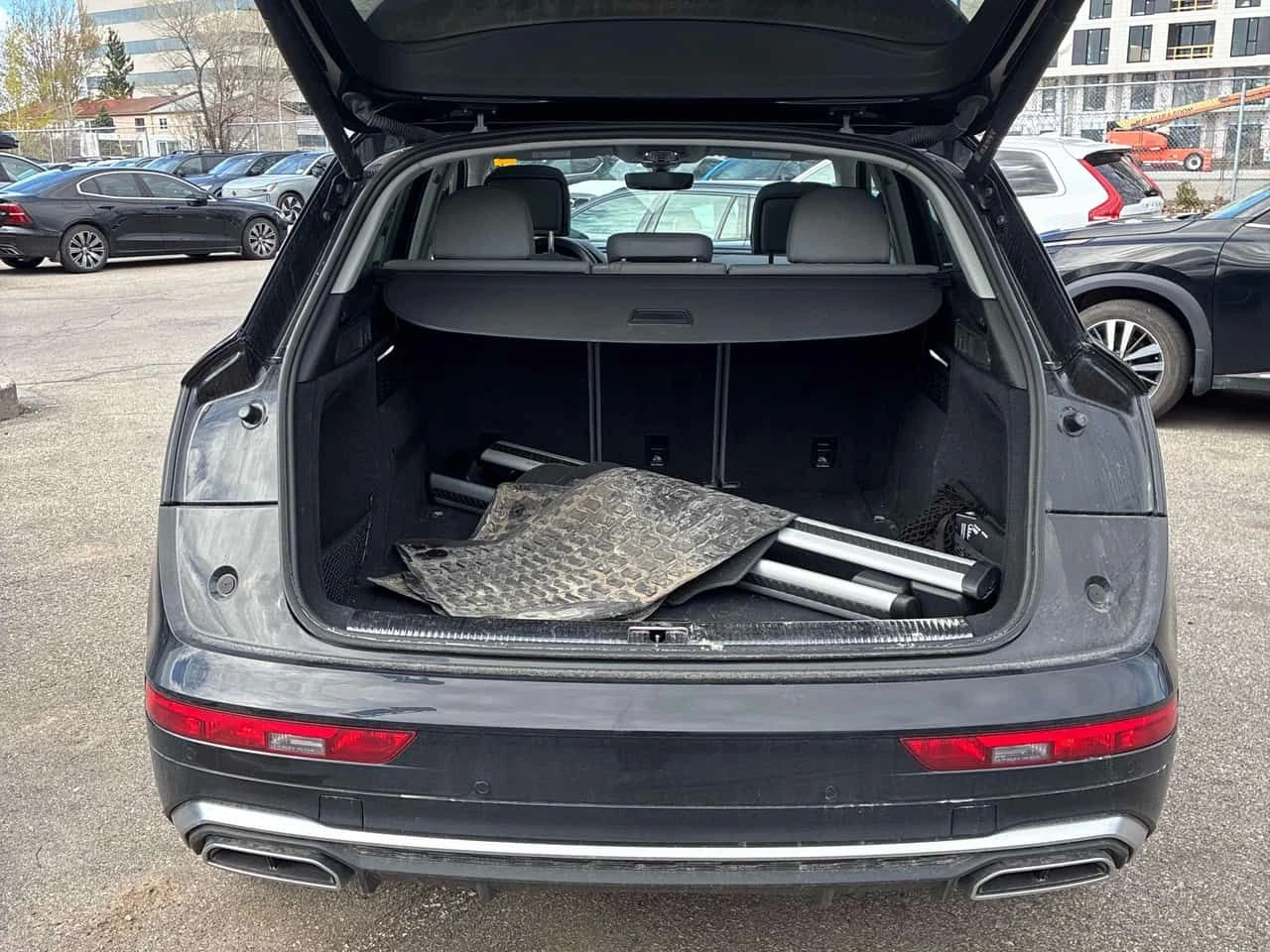Audi Q5 * Progressiv * ДИСТРОНИК * DIGITAL * КАМЕРА, снимка 14 - Автомобили и джипове - 54460390