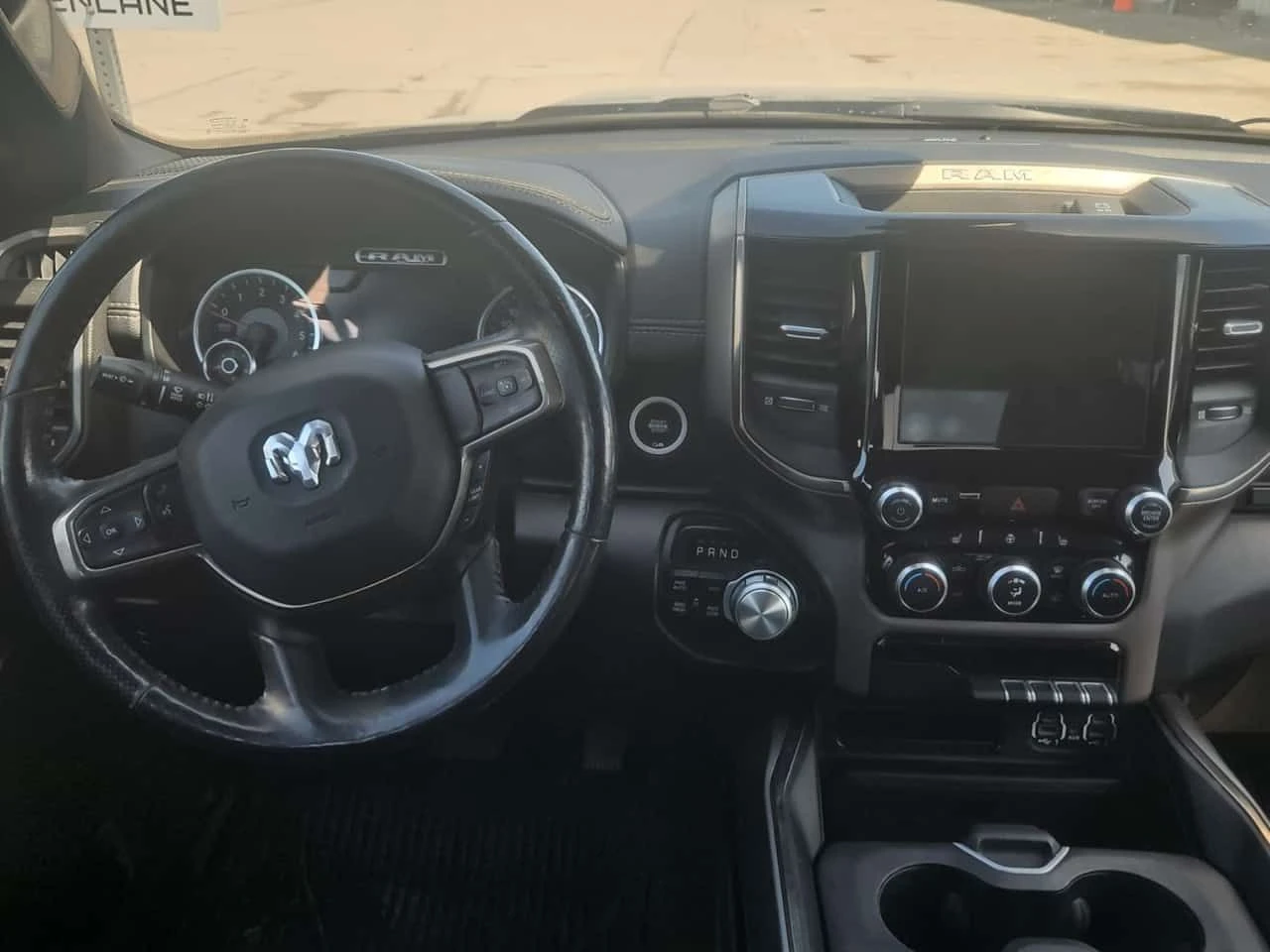 Dodge RAM 1500 * SPORT CREW CAB SHORT BED * CARFAX * ЦЕНА ДО БГ, снимка 12 - Автомобили и джипове - 54961633