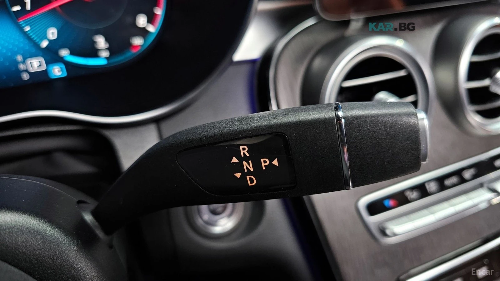 Mercedes-Benz GLC 300d 4MATIC PREMIUM COUPE* HUD* КОЖА* ОБДУХВ* ПАНО, снимка 7 - Автомобили и джипове - 55263327