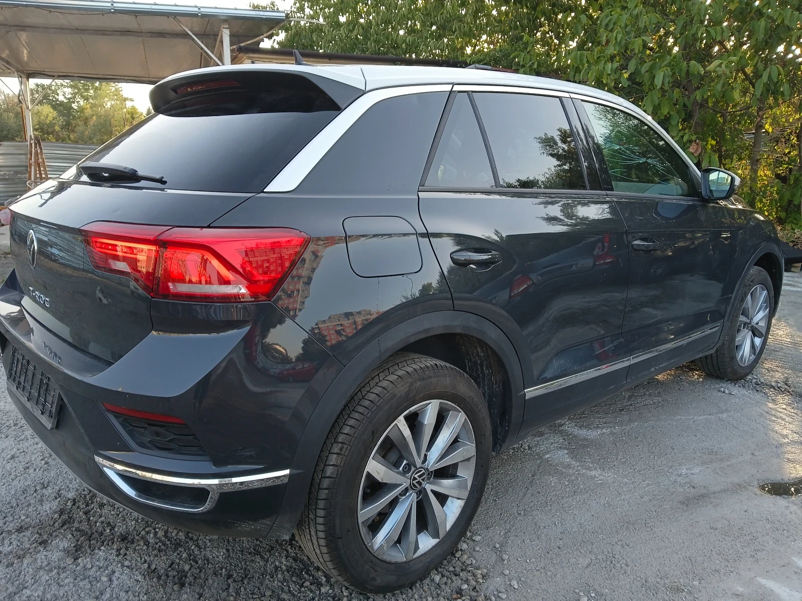 VW T-Roc 1.6 tdi, снимка 9 - Автомобили и джипове - 55851931