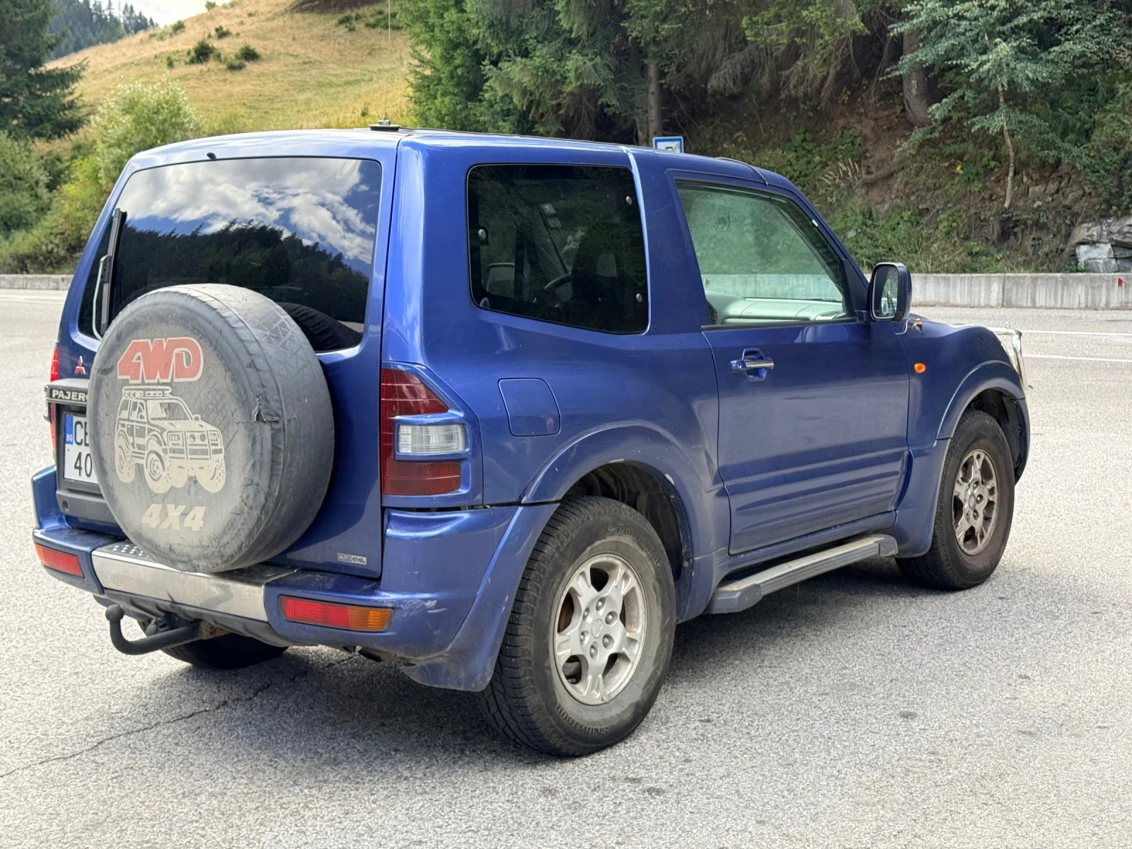 Mitsubishi Pajero 3.2DID* АВТОМАТ* ОБСЛУЖЕН* РЕГИСТРИРАН* , снимка 4 - Автомобили и джипове - 56239434