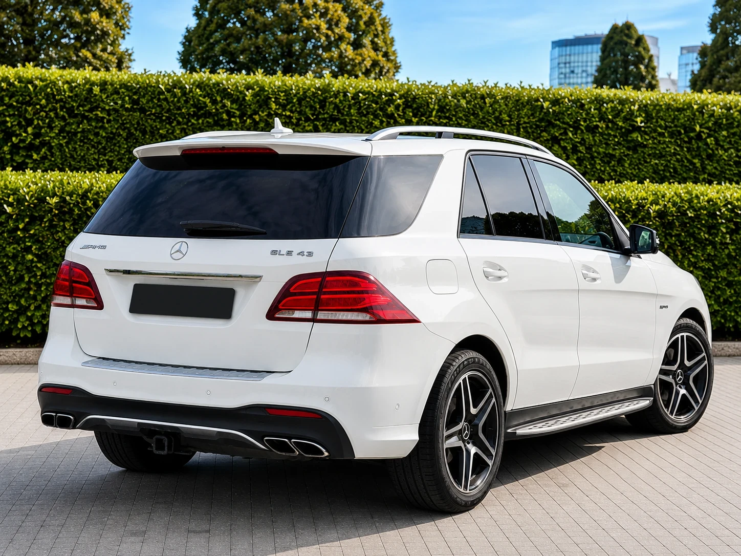Mercedes-Benz GLE 43 AMG 43 AMG / Panorama /4Matic, снимка 4 - Автомобили и джипове - 56313354