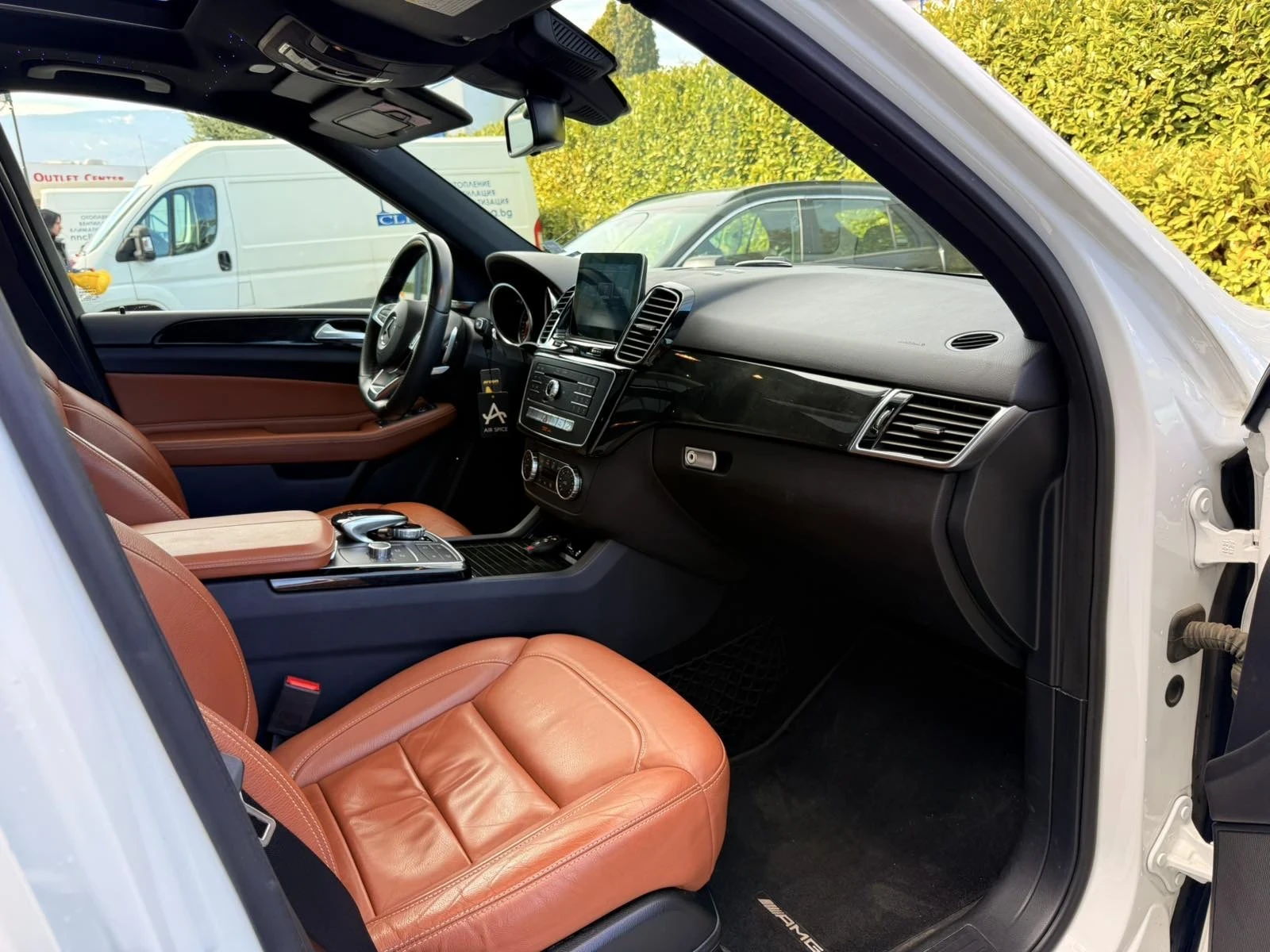 Mercedes-Benz GLE 43 AMG 43 AMG / Panorama /4Matic, снимка 12 - Автомобили и джипове - 56313354