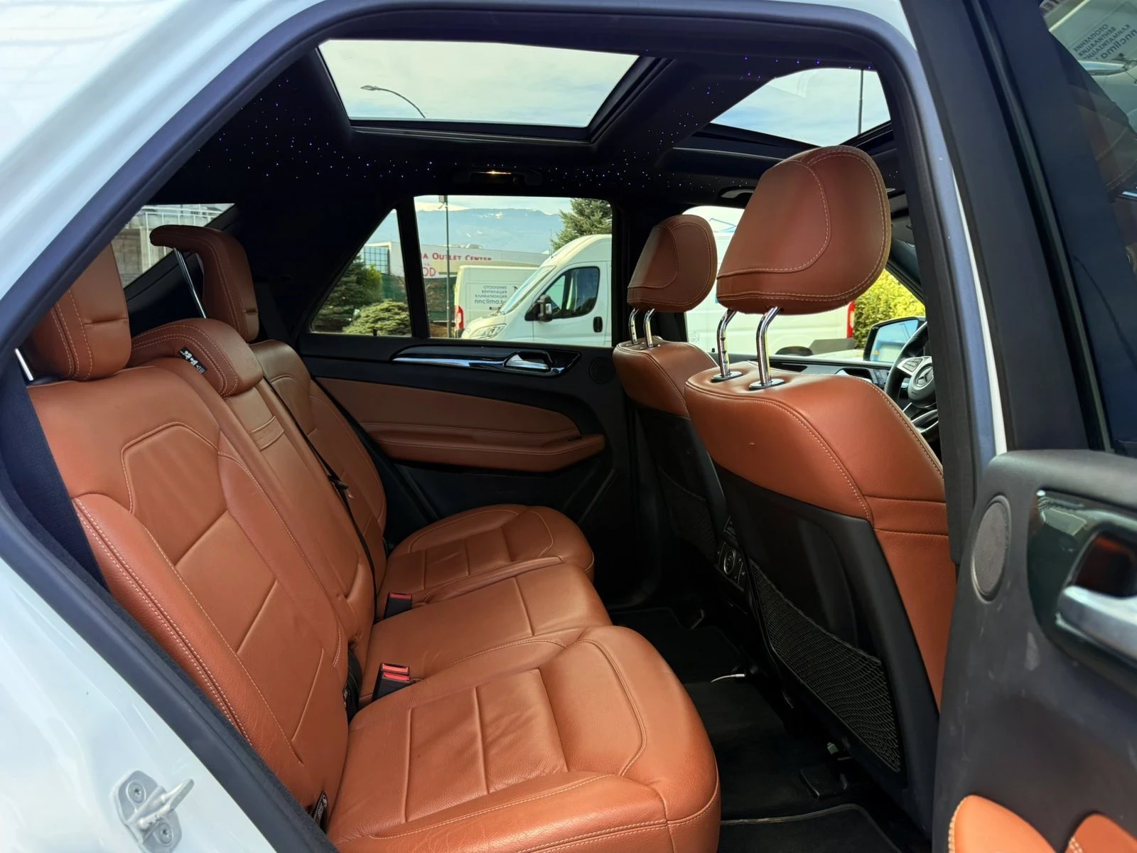Mercedes-Benz GLE 43 AMG 43 AMG / Panorama /4Matic, снимка 10 - Автомобили и джипове - 56313354