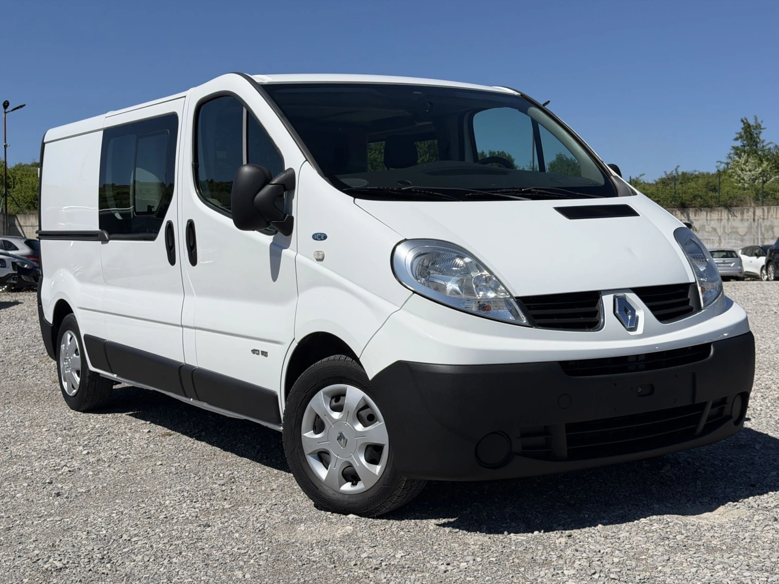 Renault Trafic 2.0d ЕВРО5B/6МЕСТА/БЕЗ РЪЖДА/ ДЪЛГА БАЗА, снимка 6 - Бусове и автобуси - 54595663