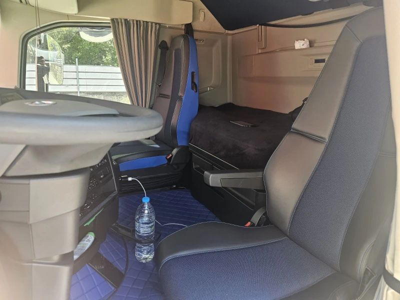 Volvo Fh 500 I SAVE Турбо кампаунд ADR 2БР, снимка 4 - Камиони - 52612270