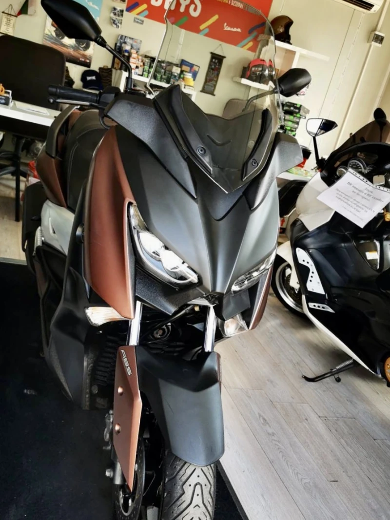 Yamaha X-max 300i ABS/TC/LED 06.2017г.