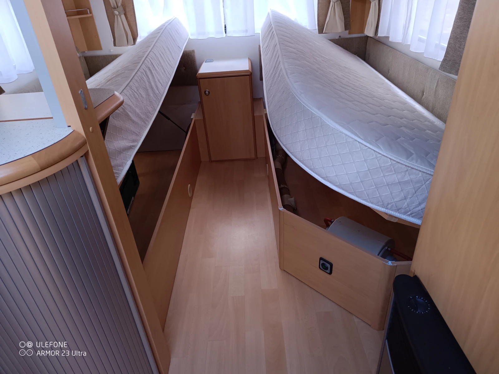 Каравана Cristall Moorea, снимка 15 - Каравани и кемпери - 53990510