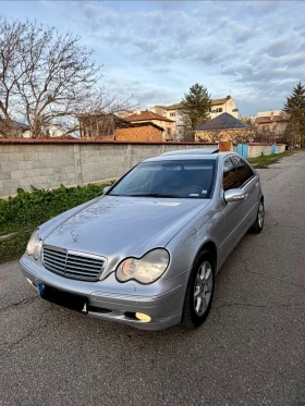 Mercedes-Benz C 320, снимка 7
