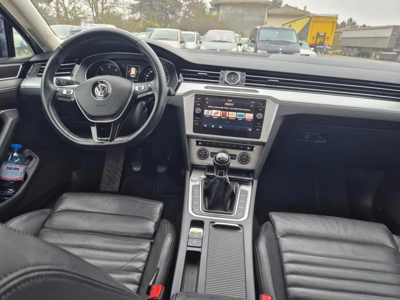 VW Passat, снимка 6 - Автомобили и джипове - 48123706