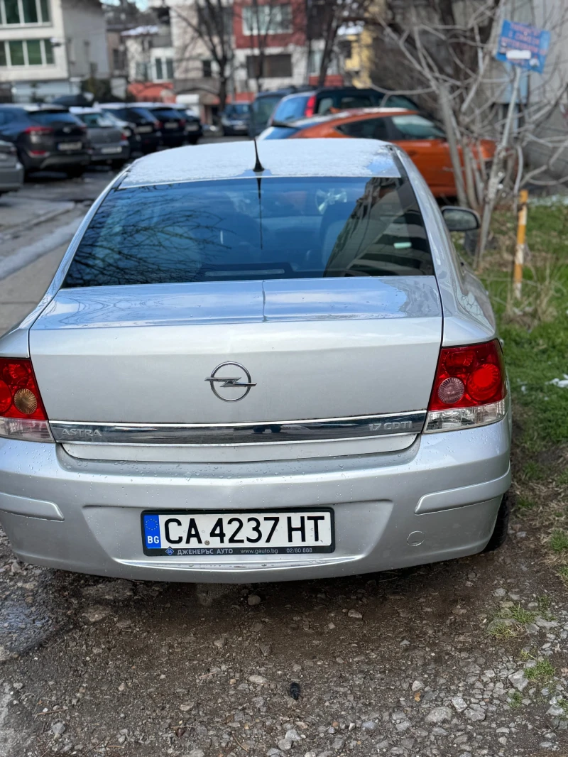 Opel Astra H, снимка 5 - Автомобили и джипове - 48415282