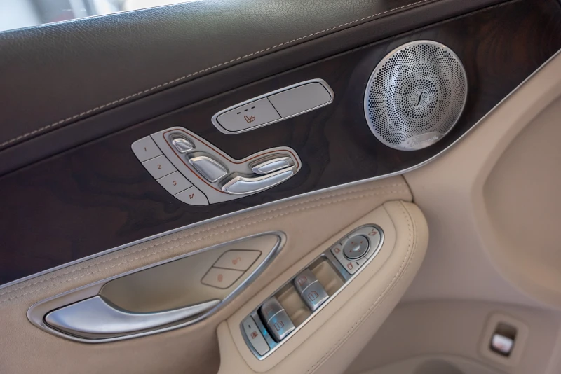 Mercedes-Benz C 220, снимка 9 - Автомобили и джипове - 51505623