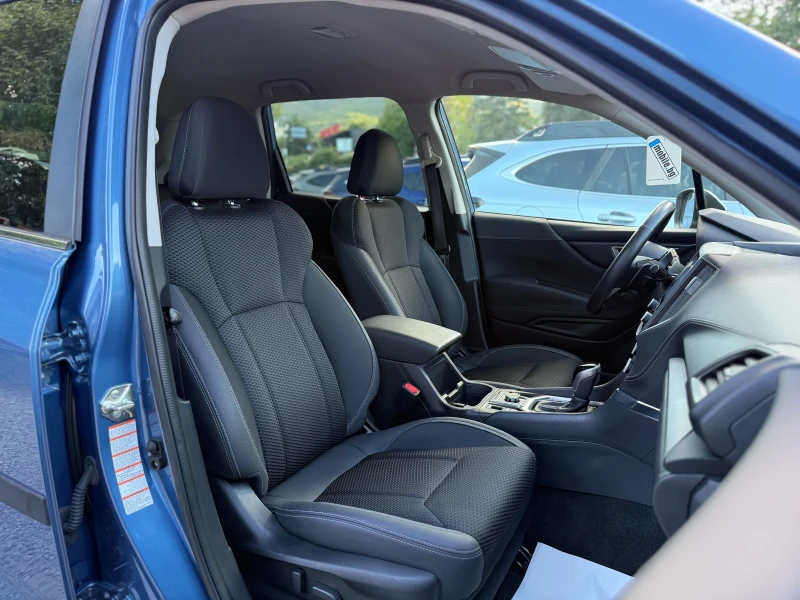 Subaru Forester 2.0i e-Boxer LUXURY , снимка 13 - Автомобили и джипове - 51725851
