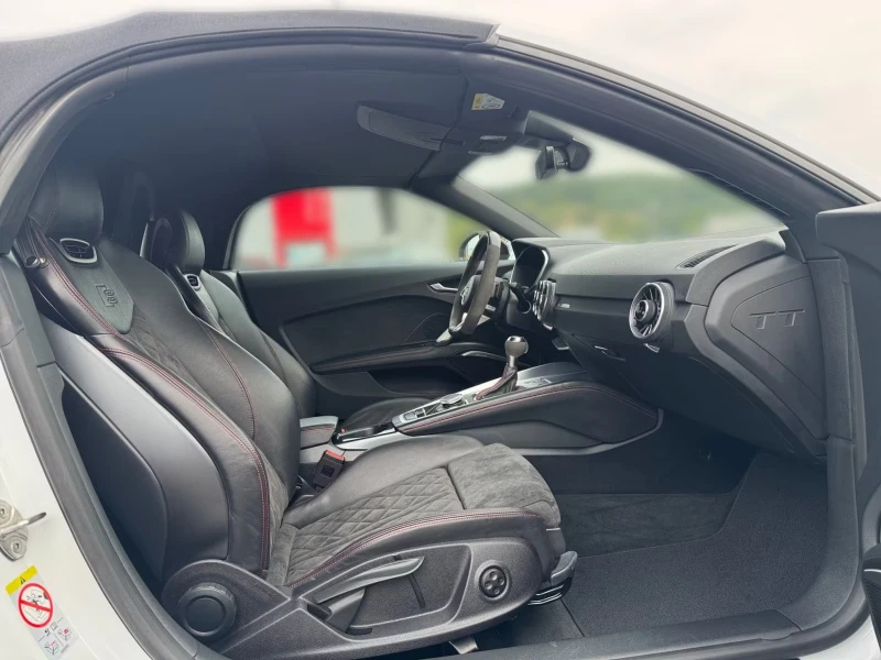 Audi Tt 45TFSI/245HP/S-LINE-COMP+ /MATRIX/CAM/B&O/805v, снимка 13 - Автомобили и джипове - 52331471