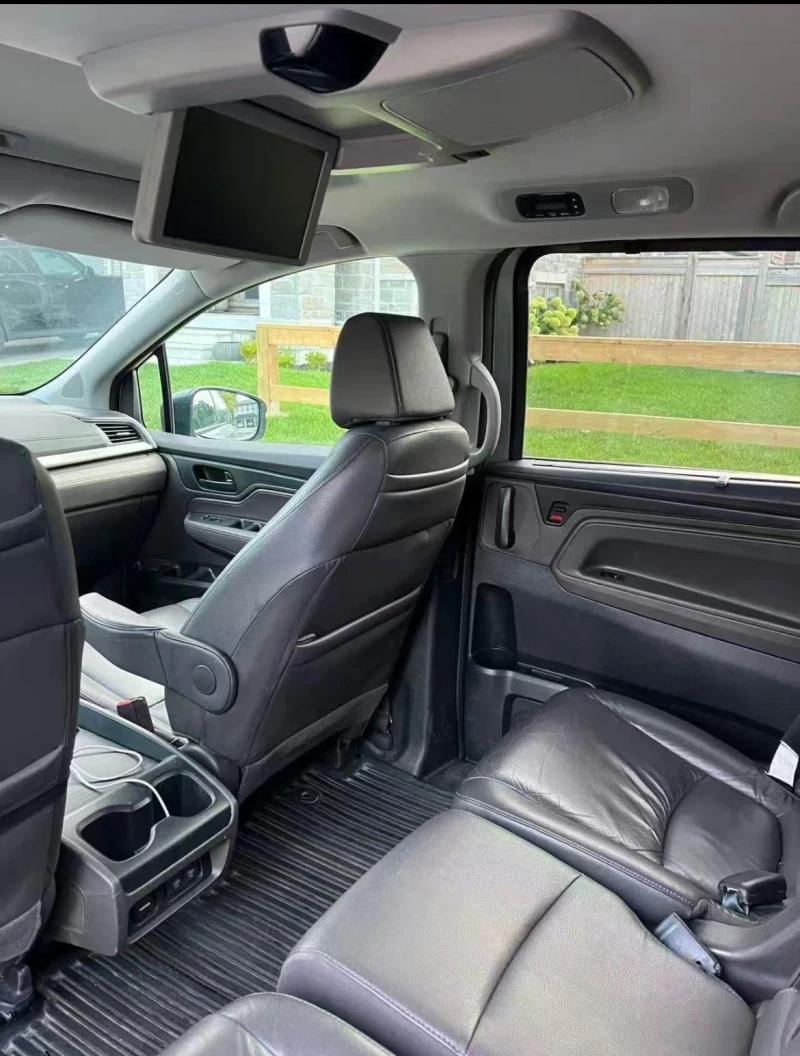 Honda Odyssey * * CARFAX * * АВТО КРЕДИТ * * , снимка 5 - Автомобили и джипове - 52459905