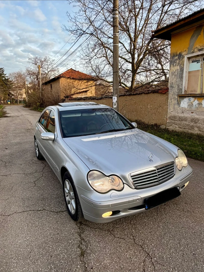 Mercedes-Benz C 320, снимка 6 - Автомобили и джипове - 52731380