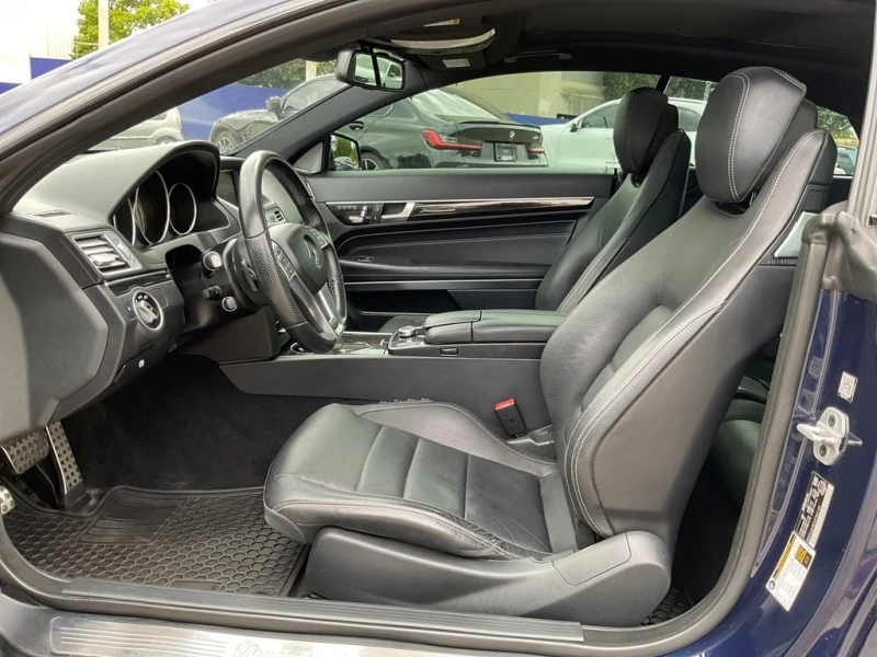 Mercedes-Benz E 400 * E400 4MATIC Coupe LTHR! NAV! 360 CAM! BSM! PANO , снимка 9 - Автомобили и джипове - 52914963