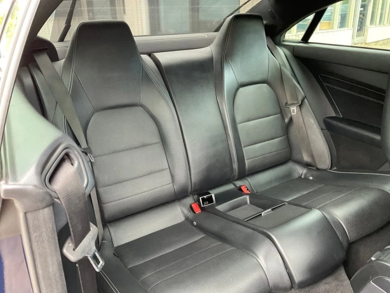 Mercedes-Benz E 400 * E400 4MATIC Coupe LTHR! NAV! 360 CAM! BSM! PANO , снимка 16 - Автомобили и джипове - 52914963
