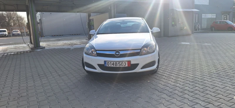 Opel Astra GTC 1.4i 90ps, снимка 7 - Автомобили и джипове - 53154431