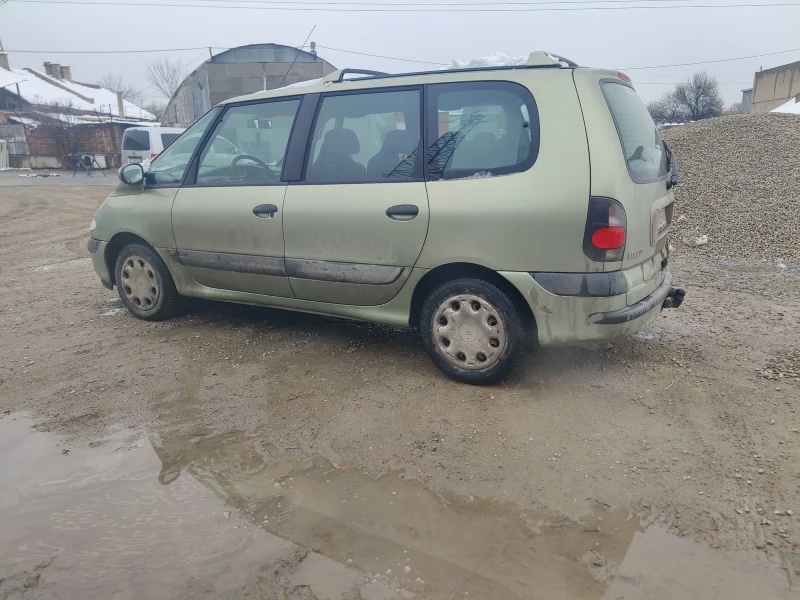 Renault Espace 2.0 8клапана газ теглич, снимка 3 - Автомобили и джипове - 53357295