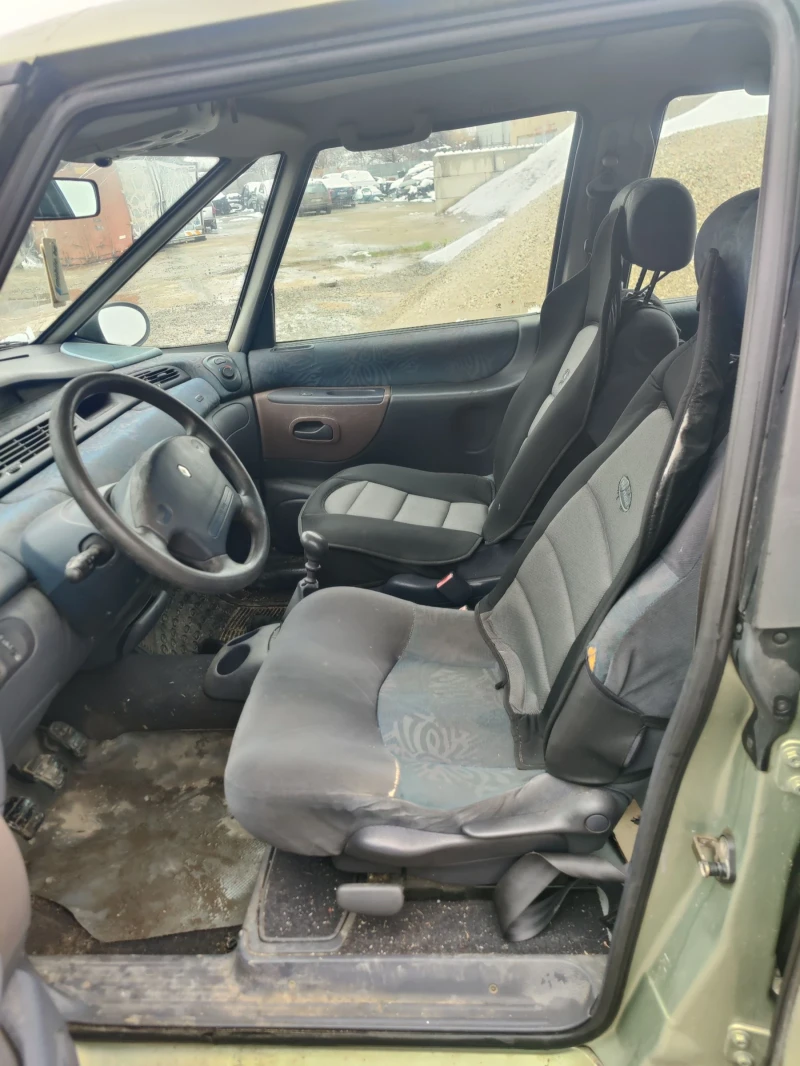 Renault Espace 2.0 8клапана газ теглич, снимка 6 - Автомобили и джипове - 53357295