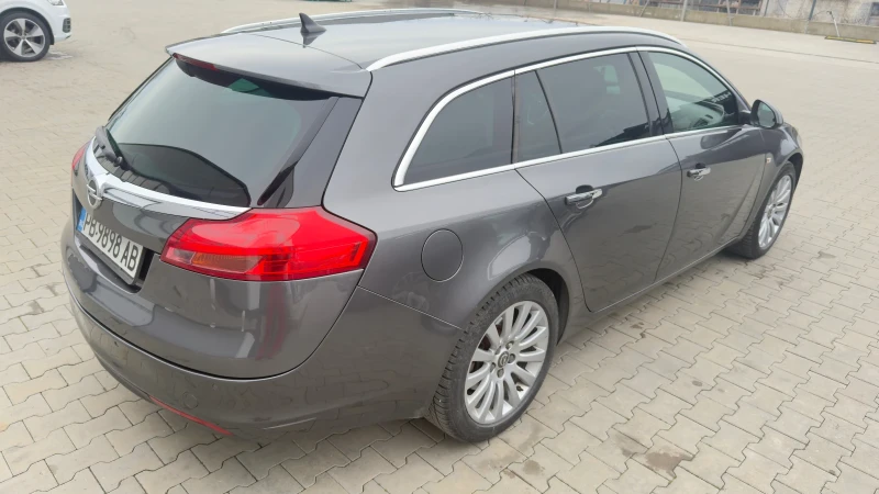 Opel Insignia, снимка 2 - Автомобили и джипове - 53479468