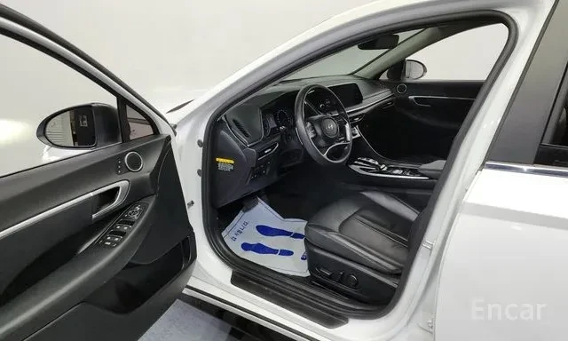 Hyundai Sonata 2.0 LPG * АвтоКредит* (ЦЕНА ДО БГ) - изображение 8