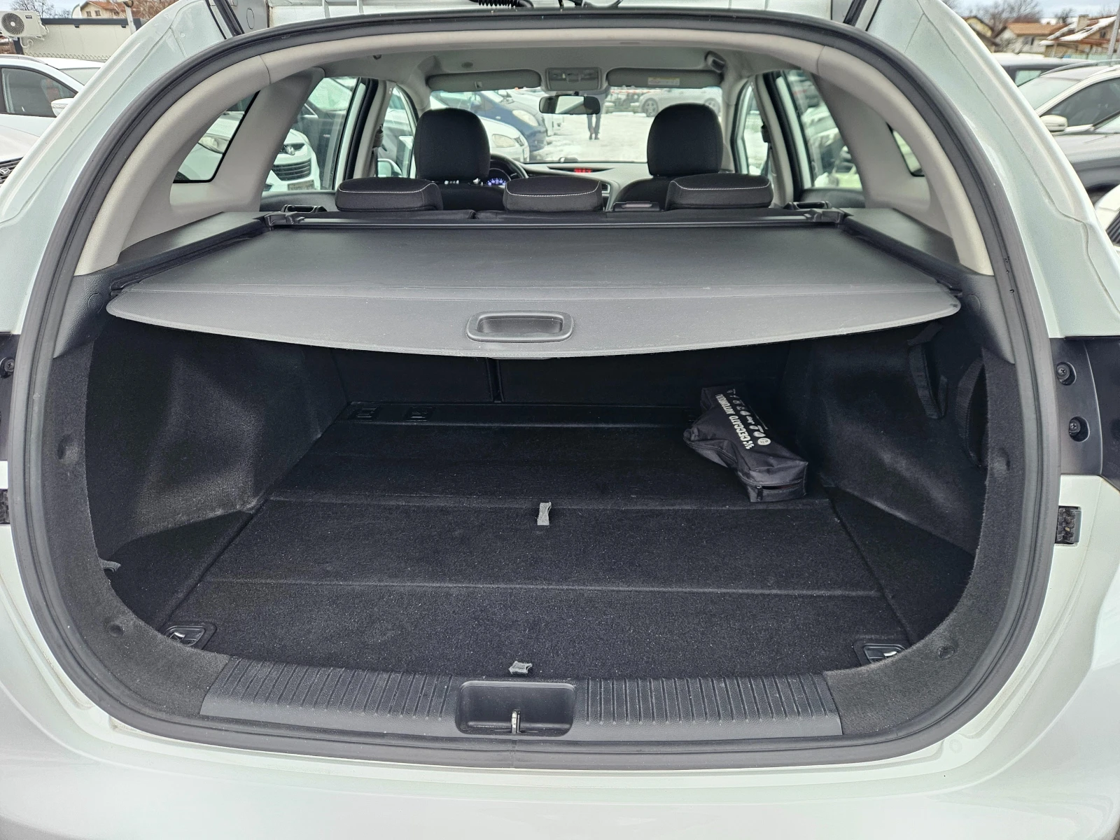 Kia Ceed 1.6CRDI F1 NAVI ECO dynamics | Mobile.bg — изображение 15
