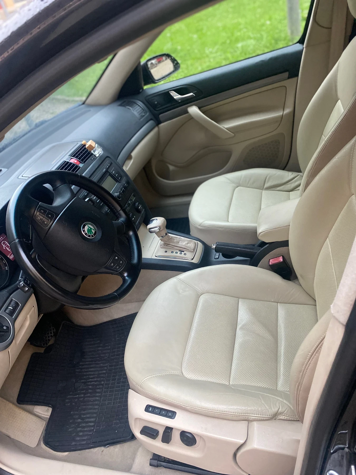 Skoda Octavia 2.0 DSG laurent&kliment - изображение 8