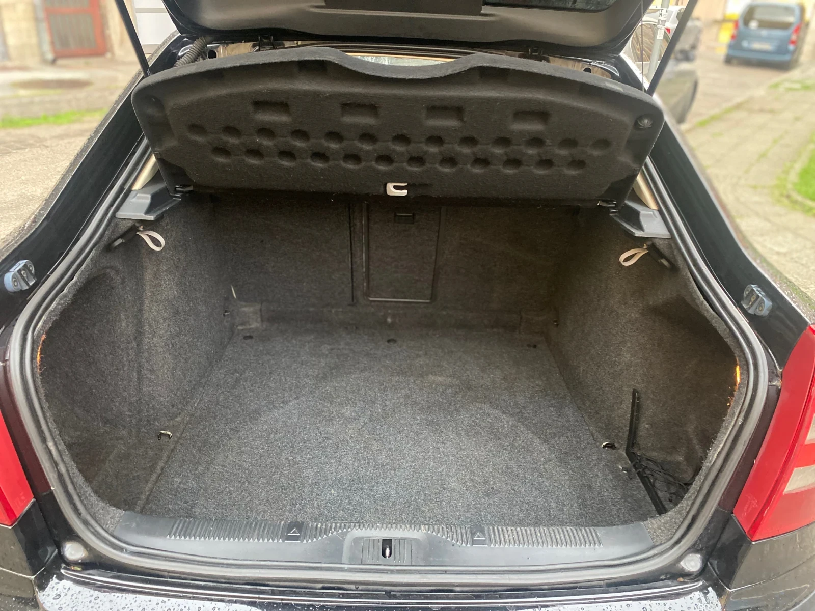 Skoda Octavia 2.0 DSG laurent&kliment | Mobile.bg   12