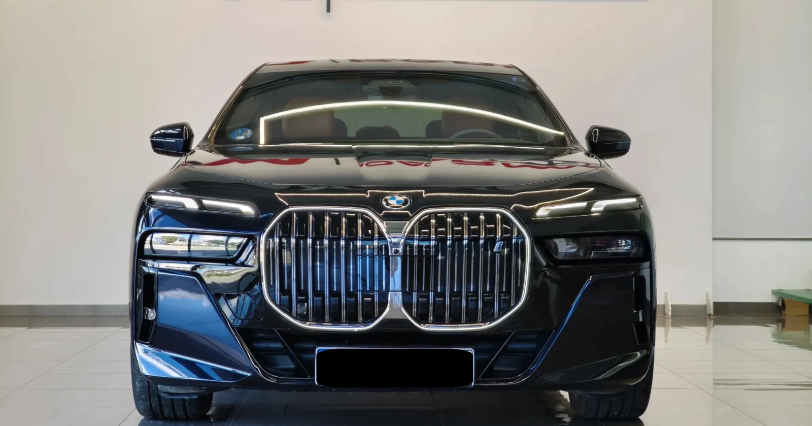 BMW i7 xDrive60 - изображение 4
