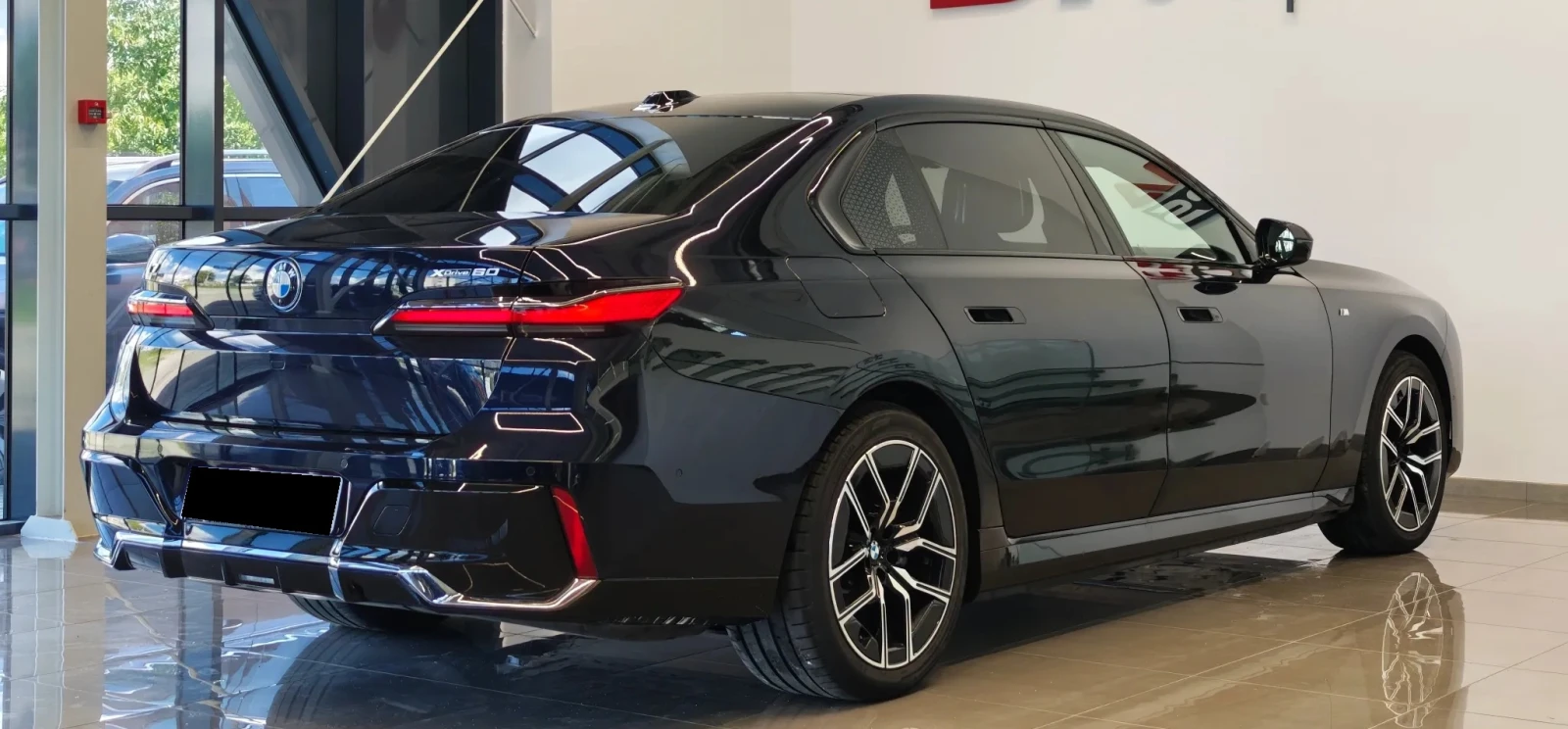 BMW i7 xDrive60 - изображение 6