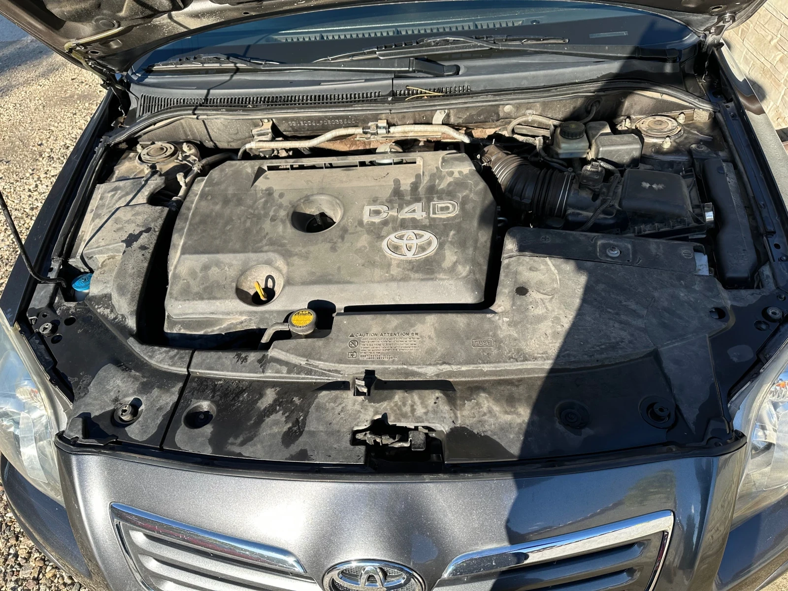 Toyota Avensis  - изображение 9