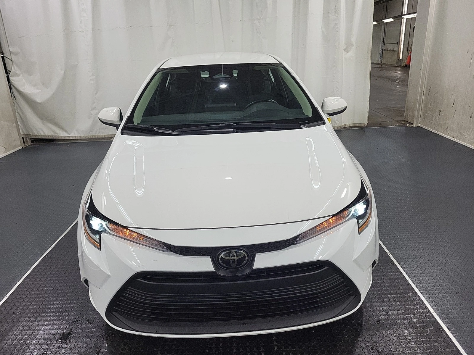 Toyota Corolla LE * * CARFAX * * АВТО КРЕДИТ * *  - изображение 3