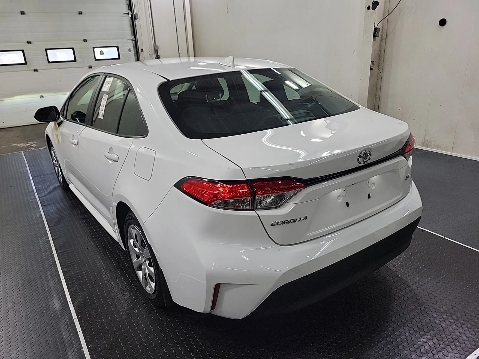 Toyota Corolla LE * * CARFAX * * АВТО КРЕДИТ * *  - изображение 4