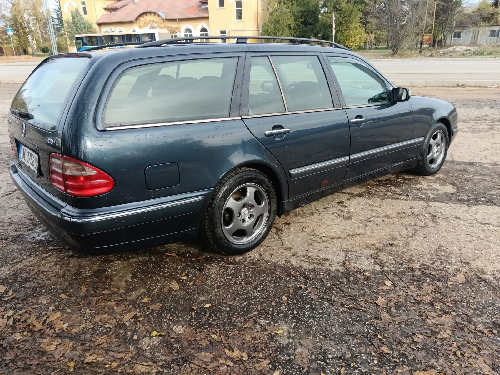 Mercedes-Benz E 270 2.7 Бартер - изображение 5