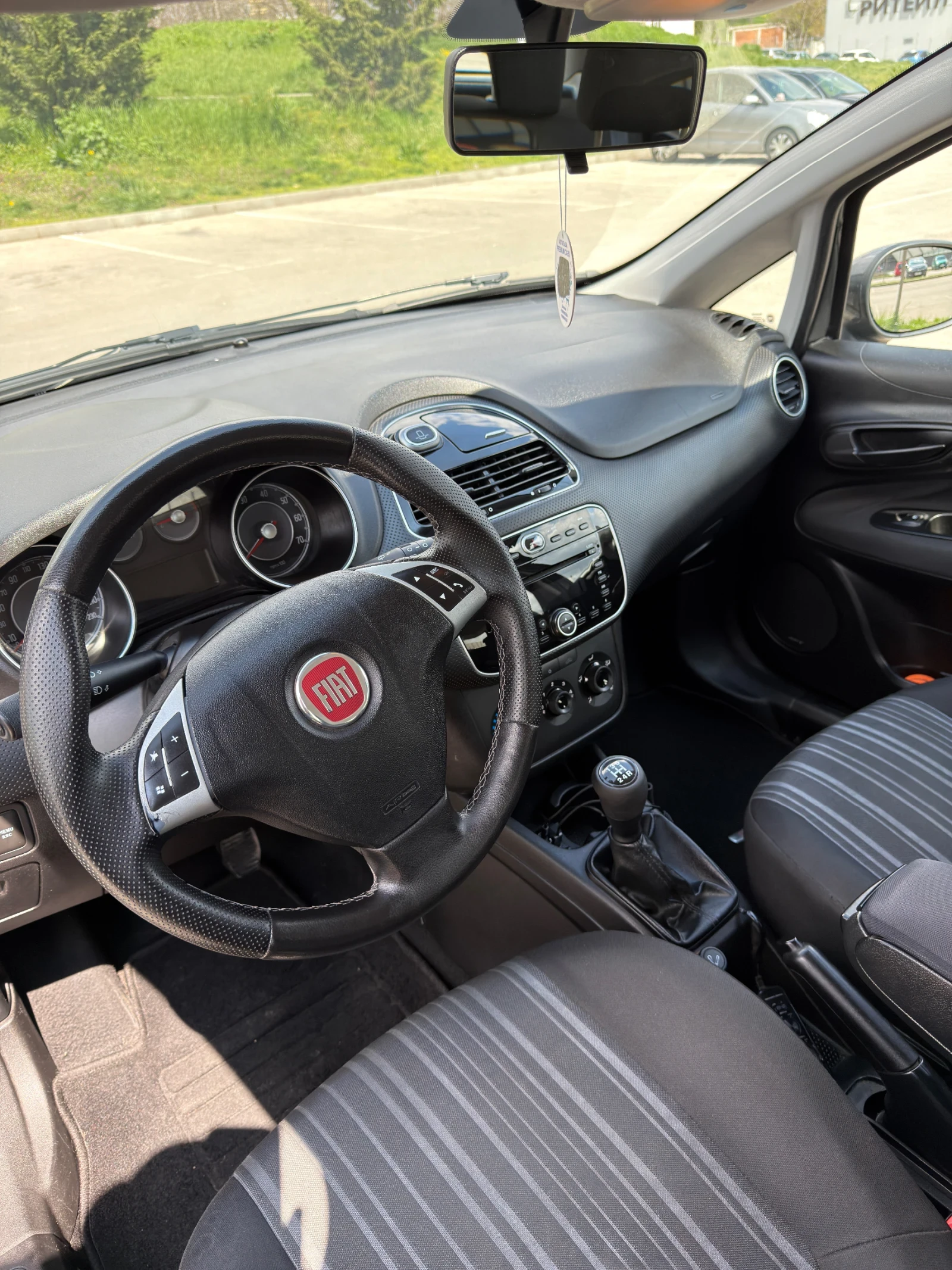 Fiat Punto EVO 1.3 mJet , снимка 9 - Автомобили и джипове - 54260486