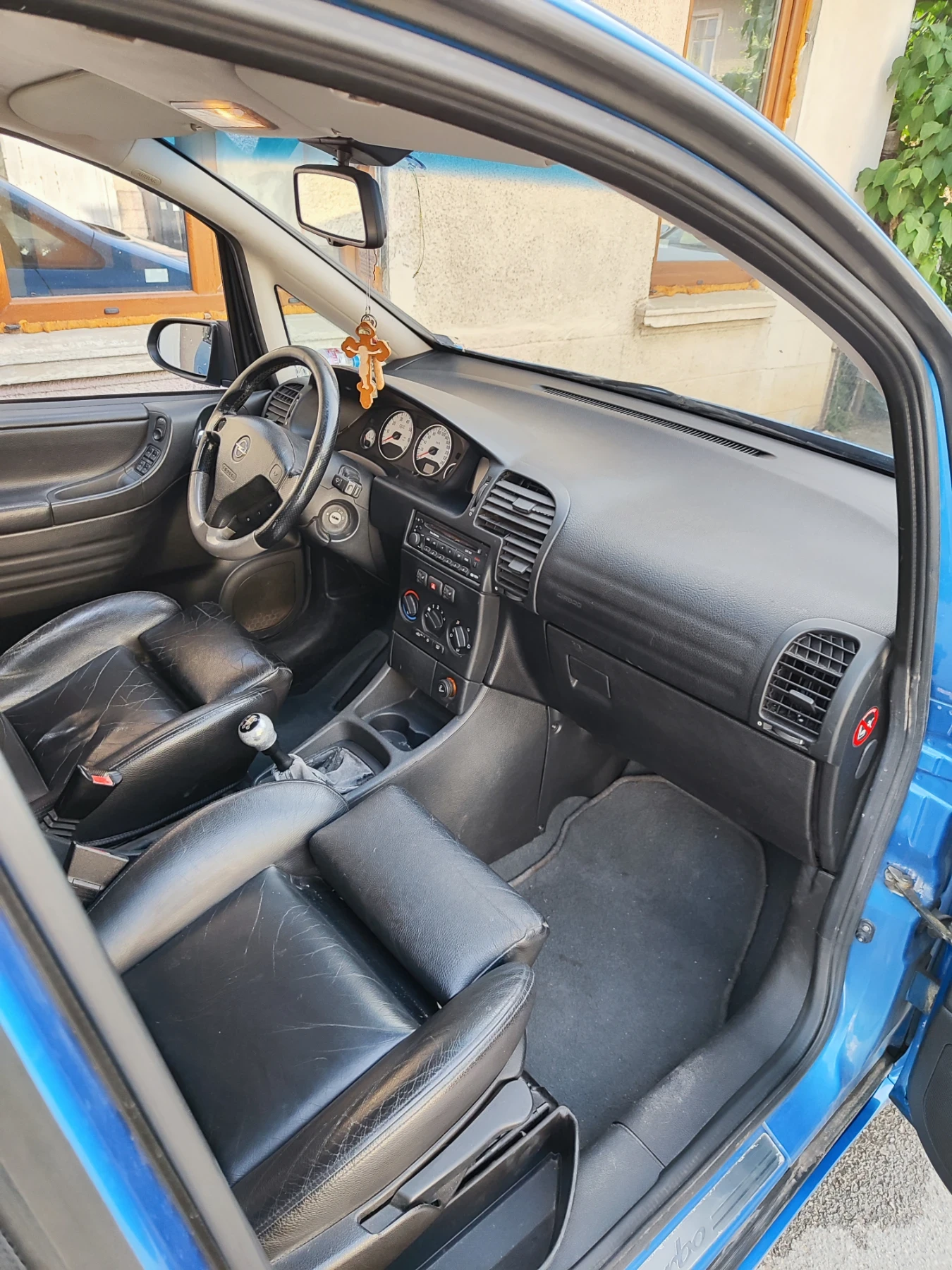 Opel Zafira 2.0 Turbo OPC (Facelift), снимка 6 - Автомобили и джипове - 54742861