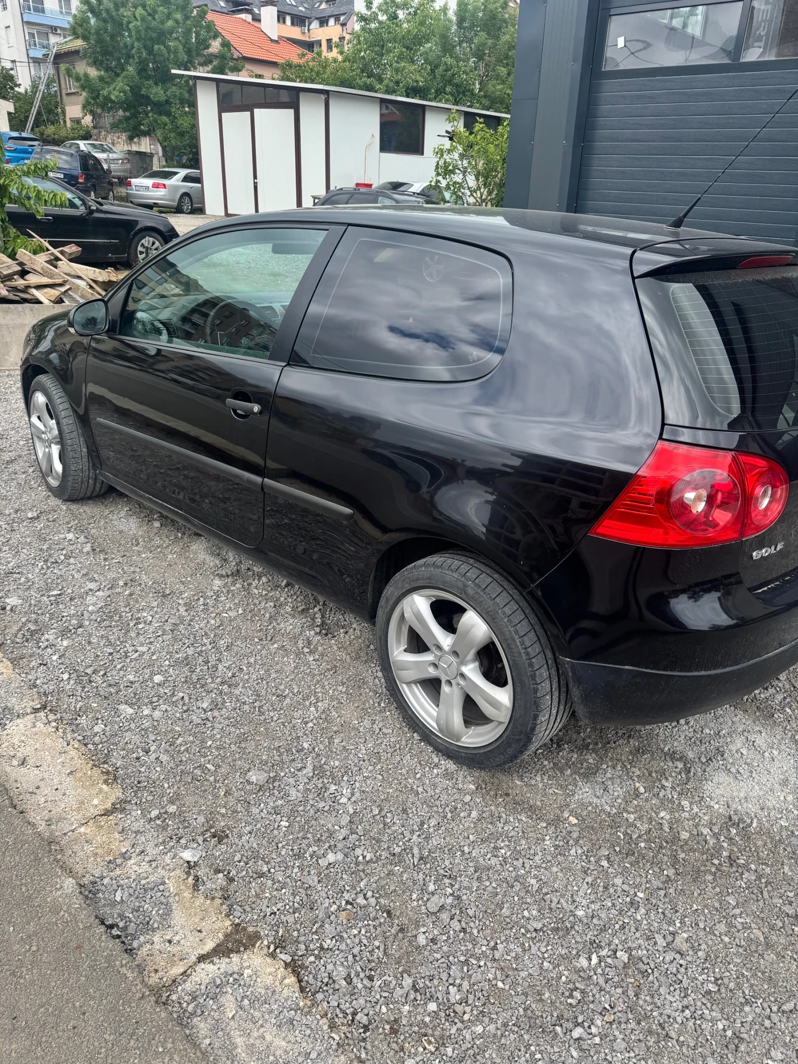 VW Golf 1.6, снимка 2 - Автомобили и джипове - 54766118
