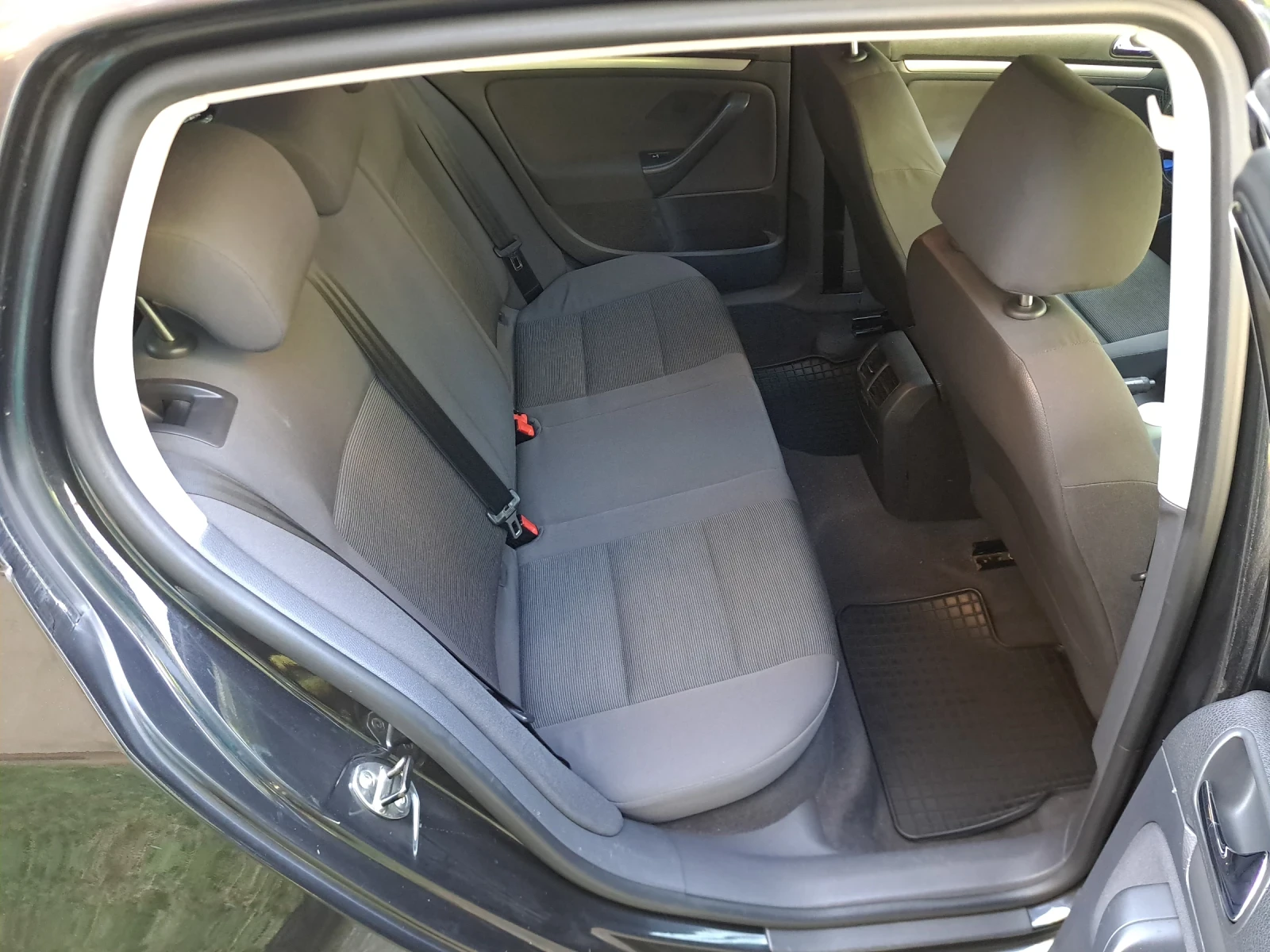 VW Golf 1.9TDI 105к.с. , снимка 11 - Автомобили и джипове - 55463125