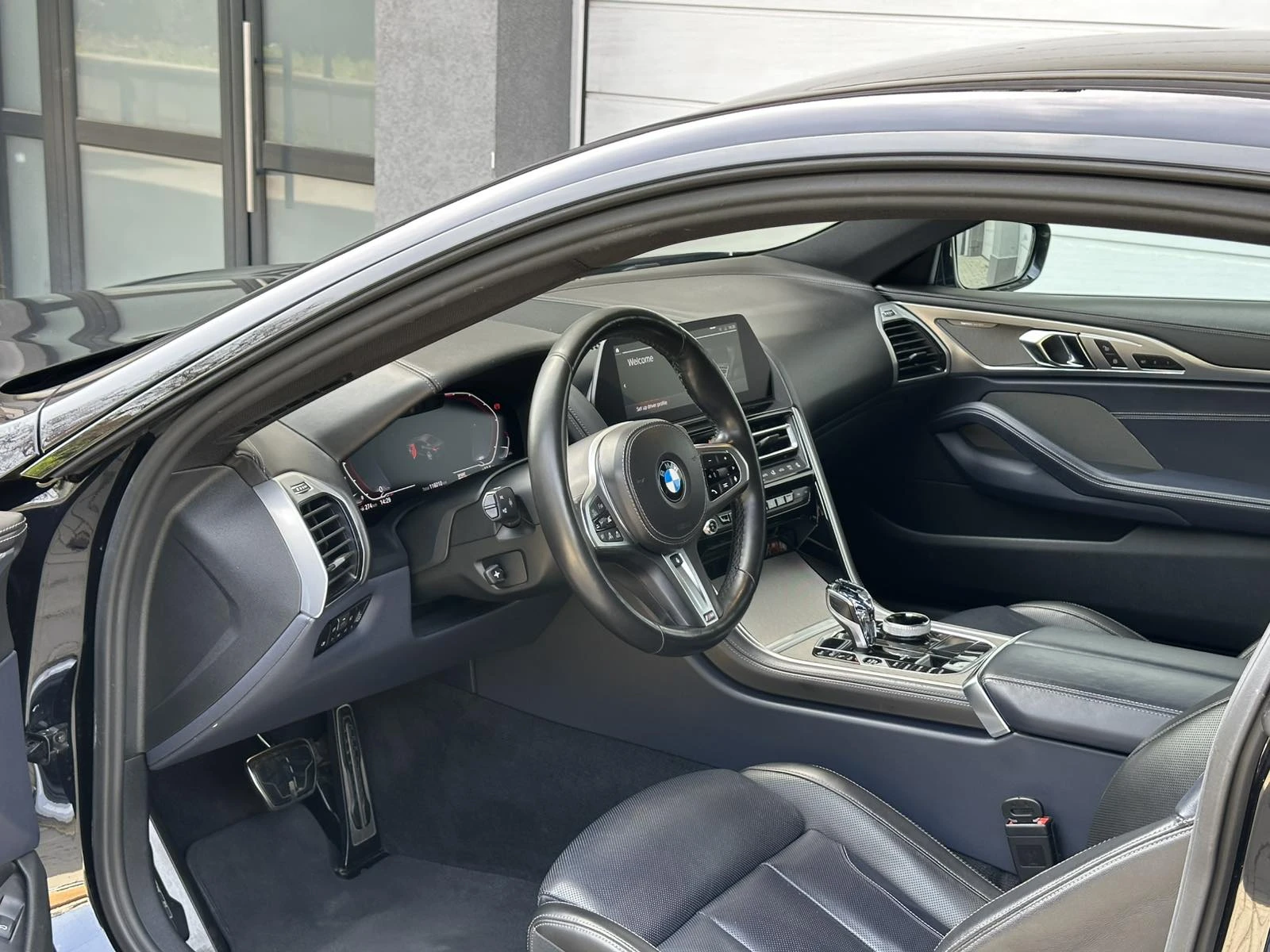BMW 850 840 M пакет Individual FULL екстри, снимка 6 - Автомобили и джипове - 55585420